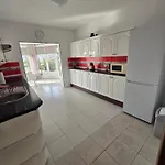 Casa De Personas فيلة