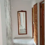 Casa De Personas فيلة كاليبي