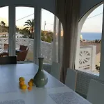 Casa De Personas *