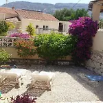 Casa De Personas فيلة
