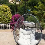 Casa De Personas فيلة كاليبي