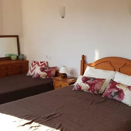 Casa De Personas Villa