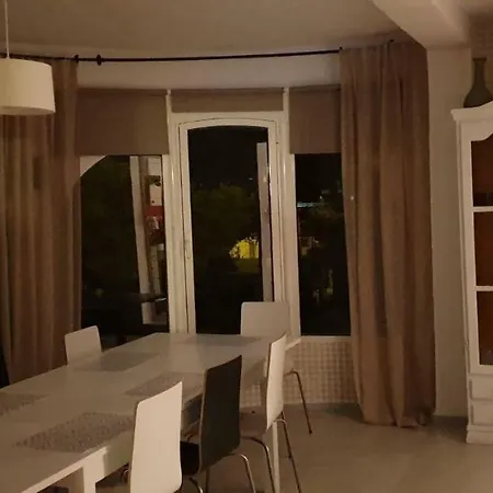 Casa De Personas Calp