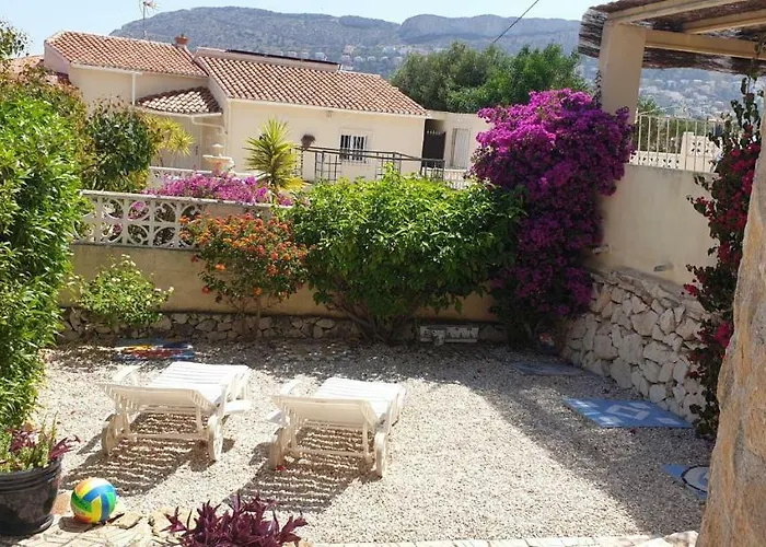 Casa De Personas Villa